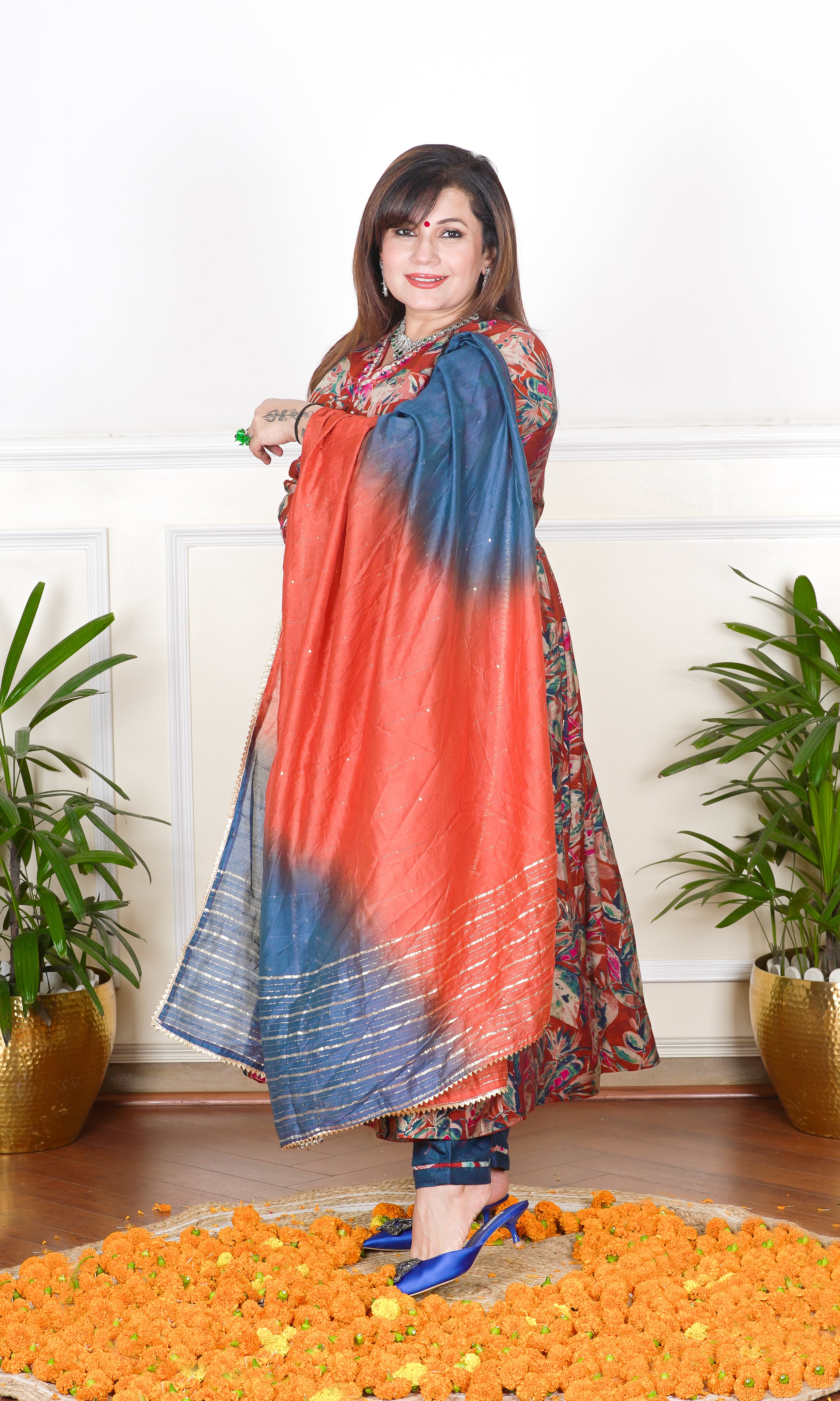 MULTICOLOURED FLORAL PRINTED EMBROIDERED KURTA FOR WOMEN