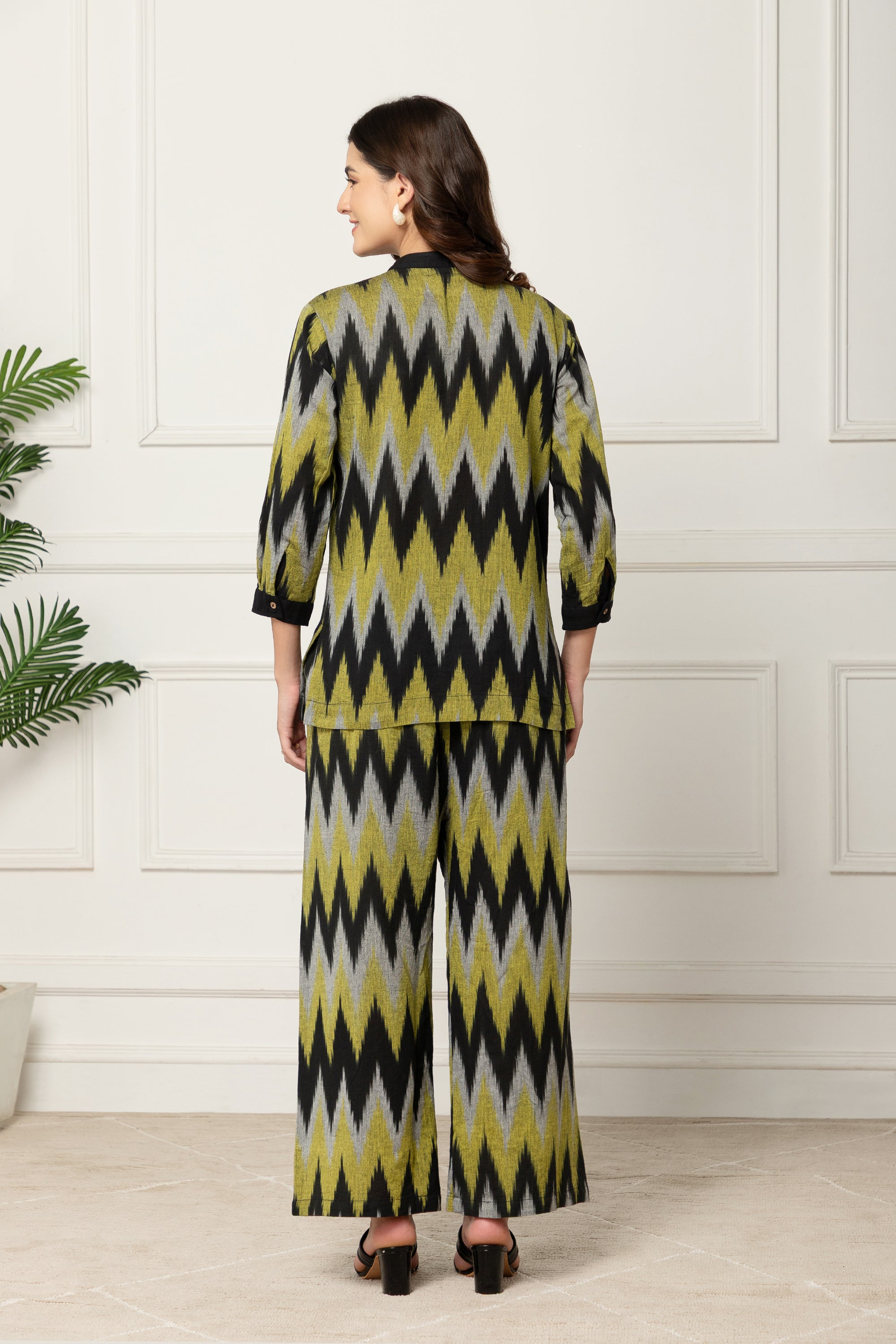 Irida Yellow and Black Chevron Printed Coord Set For Women