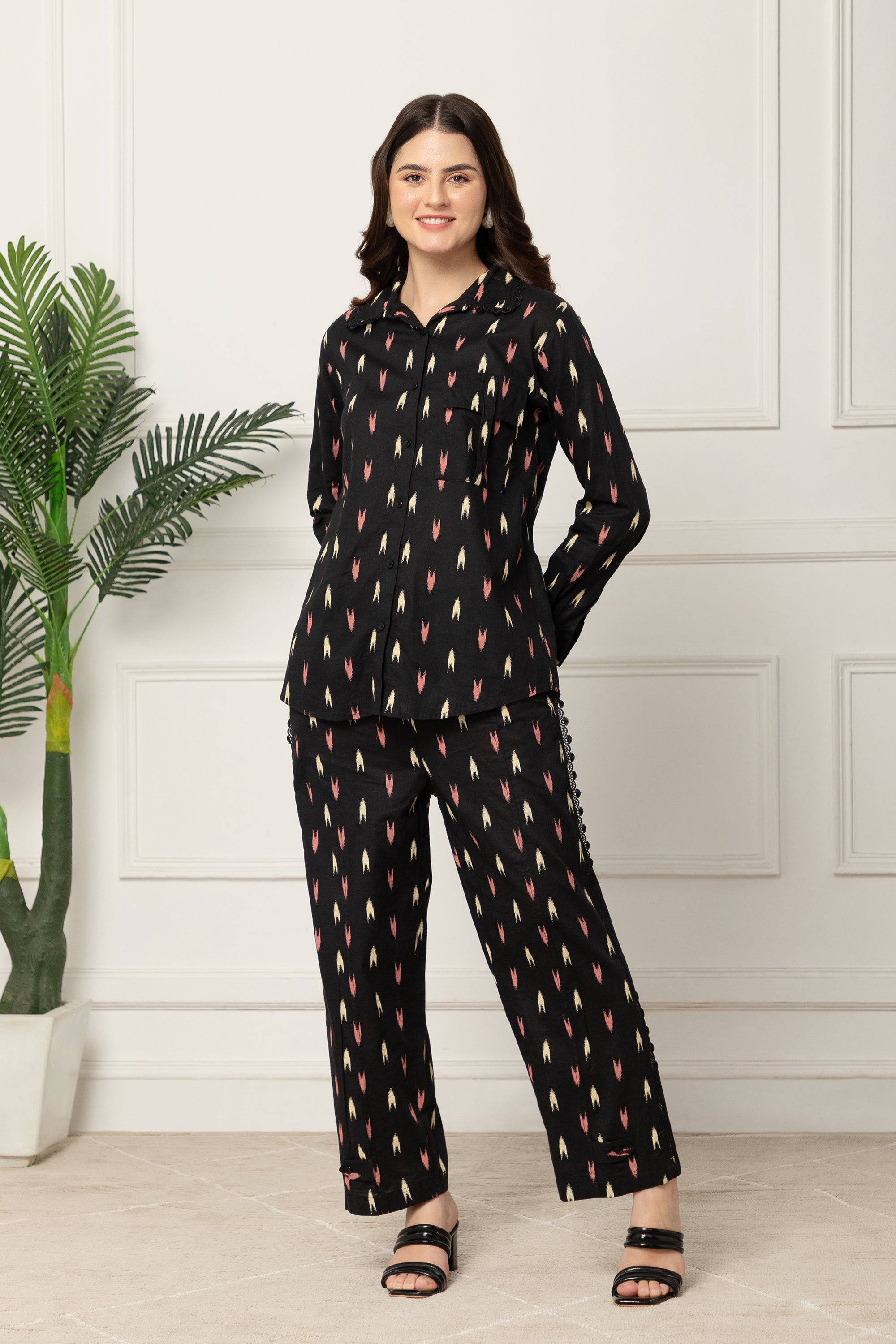 Dafni Black Abstract Printed Cotton Coord Set For Women