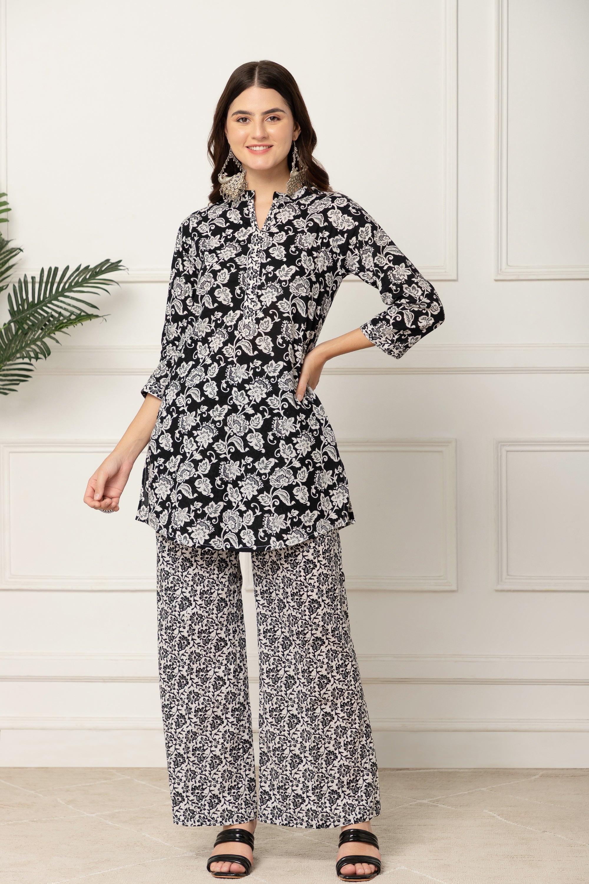 KORE BLACK FLORAL PRINTED COORD SET FOR WOMEN