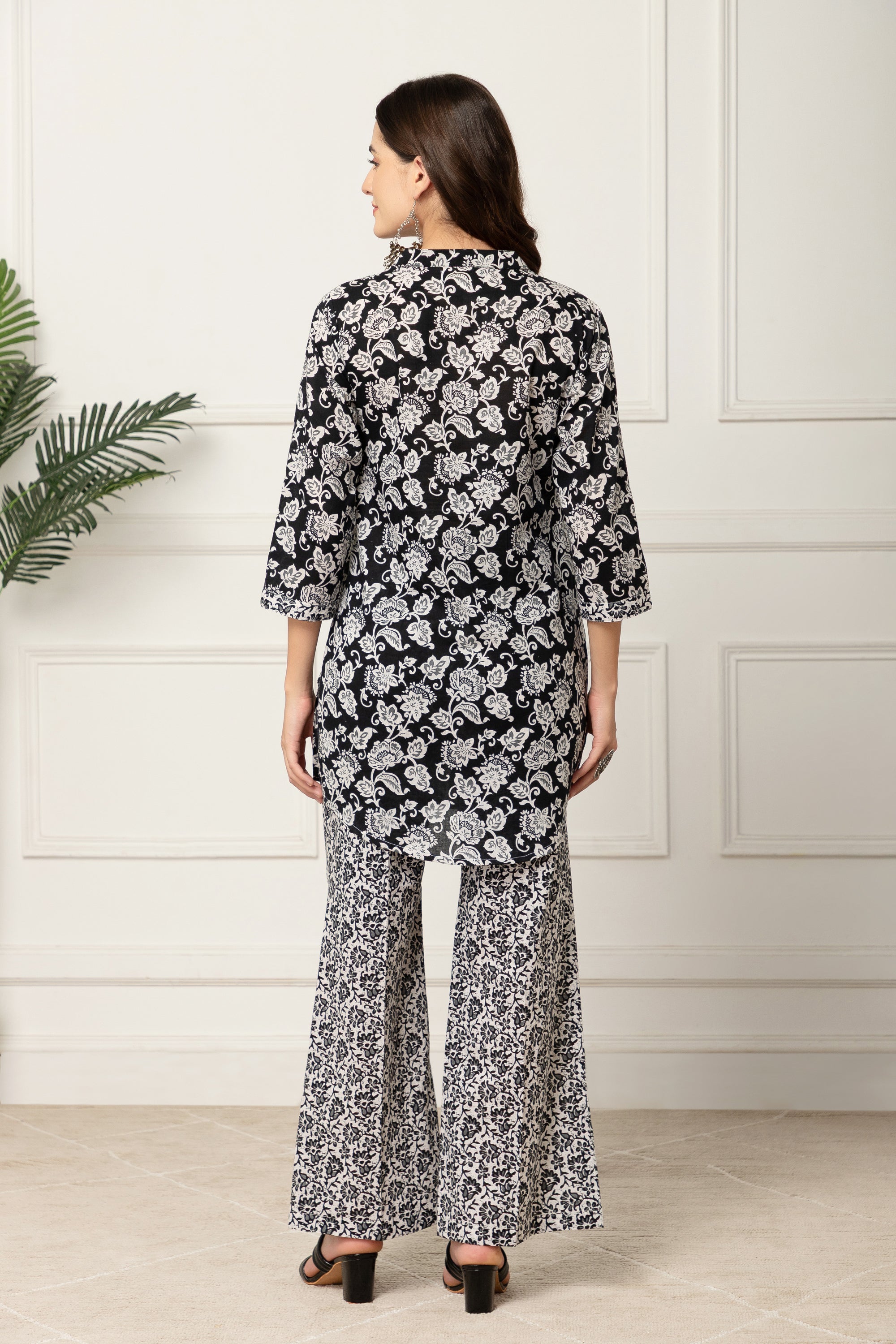 KORE BLACK FLORAL PRINTED COORD SET FOR WOMEN