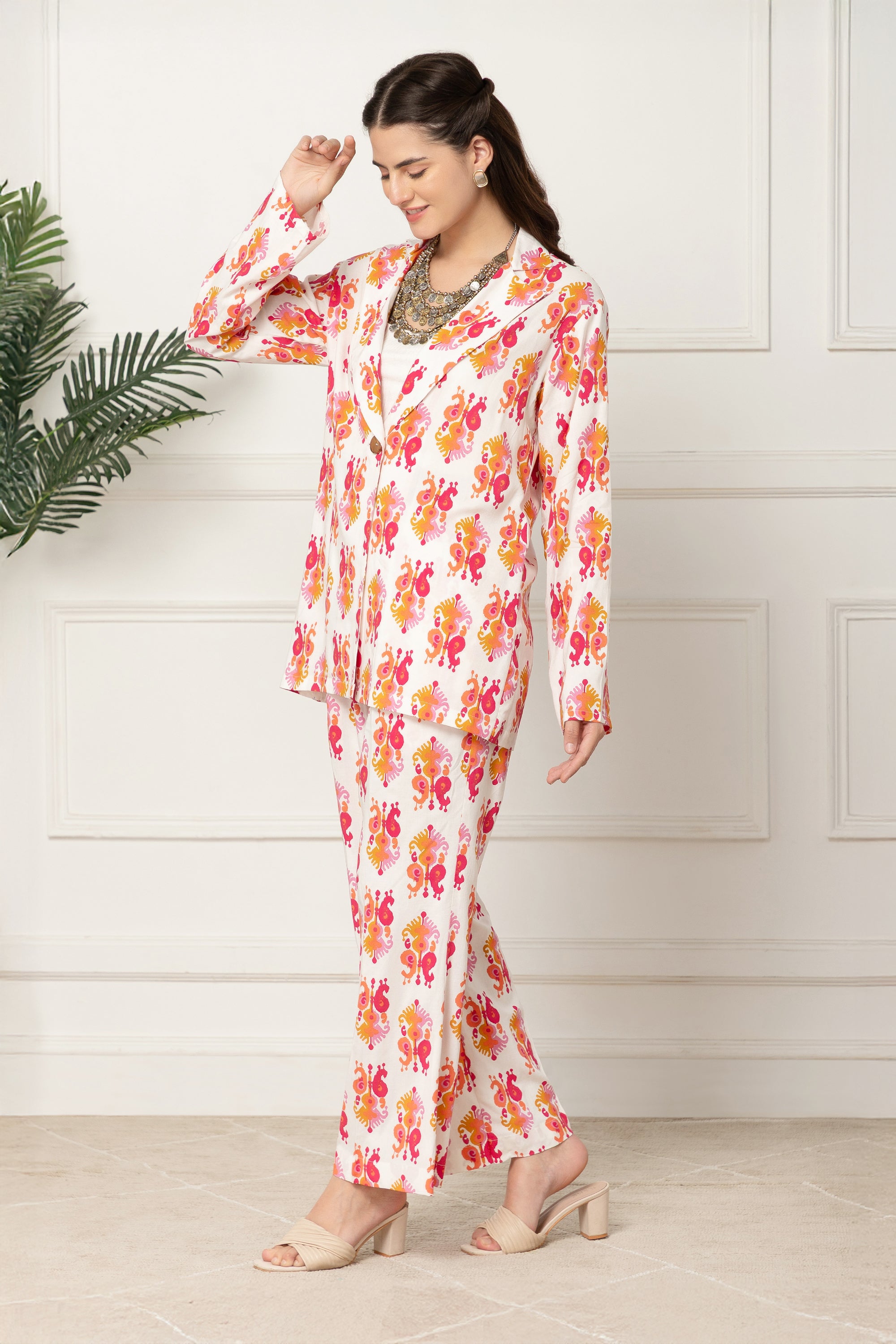 Phoebe White and Peach Floral Printed Coord Set For Women