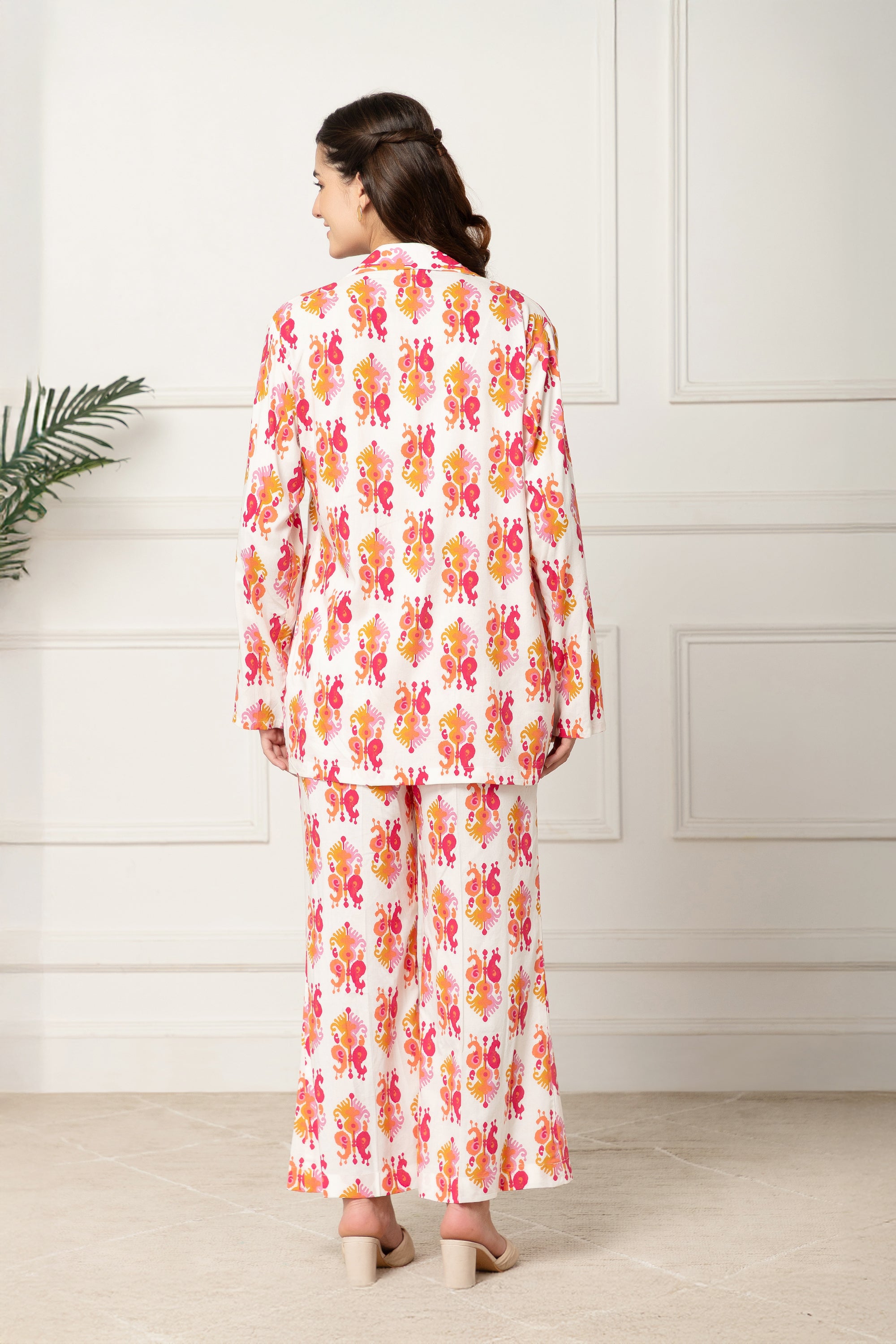 Phoebe White and Peach Floral Printed Coord Set For Women