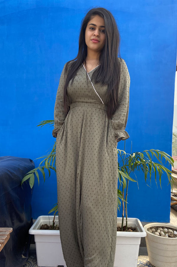 Printed V-neck Jumpsuit with Insert Pockets For Women
