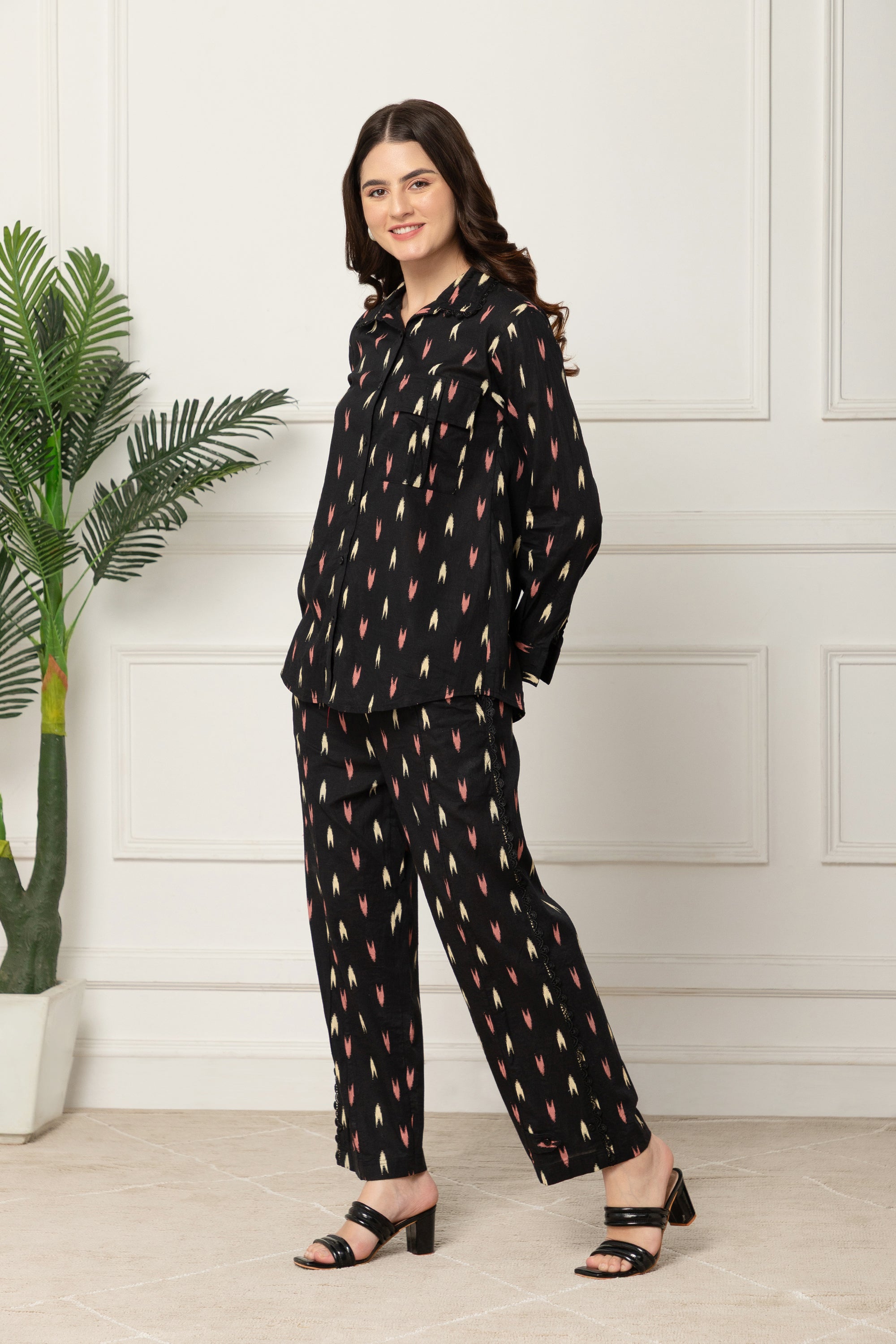 Dafni Black Abstract Printed Cotton Coord Set For Women